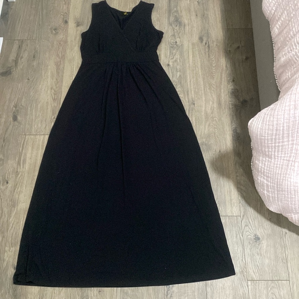 Women’s black dress